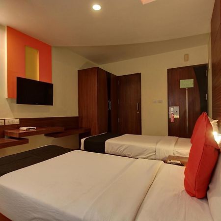 Capital O 80566 Hotel Mayank Bilāspur المظهر الخارجي الصورة